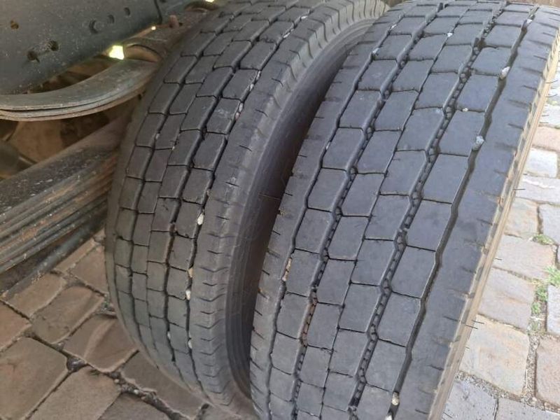 Volkswagen 7100 7-100 2p (diesel) 1994/1994 CAMINHÕES & CAMIONETAS PASSO FUNDO / Carros no Vale