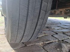 Volkswagen 7100 7-100 2p (diesel) 1994/1994 CAMINHÕES & CAMIONETAS PASSO FUNDO / Carros no Vale