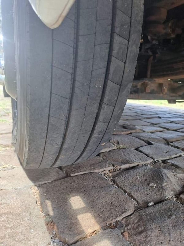 Volkswagen 7100 7-100 2p (diesel) 1994/1994 CAMINHÕES & CAMIONETAS PASSO FUNDO / Carros no Vale