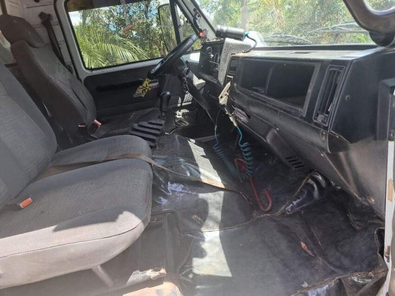 Volkswagen 7100 7-100 2p (diesel) 1994/1994 CAMINHÕES & CAMIONETAS PASSO FUNDO / Carros no Vale