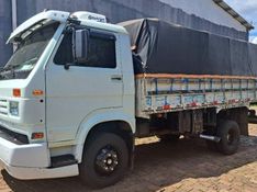 Volkswagen 7100 7-100 2p (diesel) 1994/1994 CAMINHÕES & CAMIONETAS PASSO FUNDO / Carros no Vale