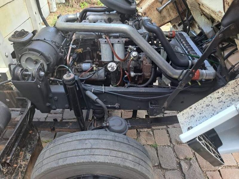 Volkswagen 7100 7-100 2p (diesel) 1994/1994 CAMINHÕES & CAMIONETAS PASSO FUNDO / Carros no Vale