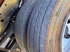 Volkswagen 8150 8-150 E Delivery Munck 2006/2006 CAMINHÕES & CAMIONETAS PASSO FUNDO / Carros no Vale