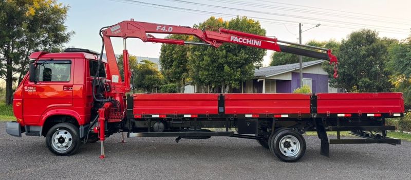 Volkswagen 8150 8-150 E Delivery Munck 2006/2006 CAMINHÕES & CAMIONETAS PASSO FUNDO / Carros no Vale