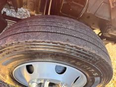 Volkswagen 8150 8-150 E Delivery Munck 2006/2006 CAMINHÕES & CAMIONETAS PASSO FUNDO / Carros no Vale