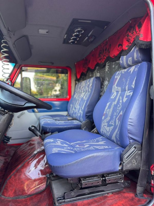 Volkswagen 8150 8-150 E Delivery Munck 2006/2006 CAMINHÕES & CAMIONETAS PASSO FUNDO / Carros no Vale