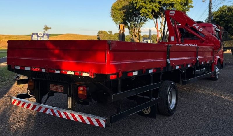 Volkswagen 8150 8-150 E Delivery Munck 2006/2006 CAMINHÕES & CAMIONETAS PASSO FUNDO / Carros no Vale