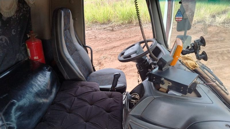 Volvo FMX 500 6X4 FMX 460 6×4 2012/2013 CAMINHÕES & CAMIONETAS PASSO FUNDO / Carros no Vale Volvo FMX 500 6X4 FMX 460 6×4 2012/2013 CAMINHÕES & CAMIONETAS PASSO FUNDO / Carros no Vale