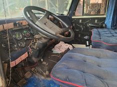 Volvo N10 280 N-10 280 TURBO-II H 4×2 + Caçamba 1988/1988 CAMINHÕES & CAMIONETAS PASSO FUNDO / Carros no Vale