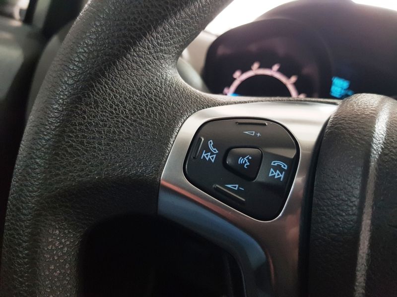 Ford FIESTA 1.6 SE HATCH 16V FLEX 4P POWERSHIFT 2015/2016 ADVANT AUTOMÓVEIS CAXIAS DO SUL / Carros no Vale