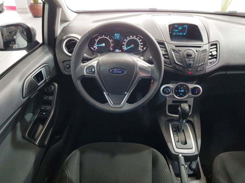 Ford FIESTA 1.6 SE HATCH 16V FLEX 4P POWERSHIFT 2015/2016 ADVANT AUTOMÓVEIS CAXIAS DO SUL / Carros no Vale