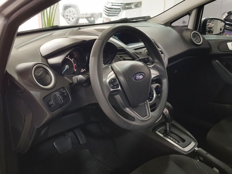 Ford FIESTA 1.6 SE HATCH 16V FLEX 4P POWERSHIFT 2015/2016 ADVANT AUTOMÓVEIS CAXIAS DO SUL / Carros no Vale