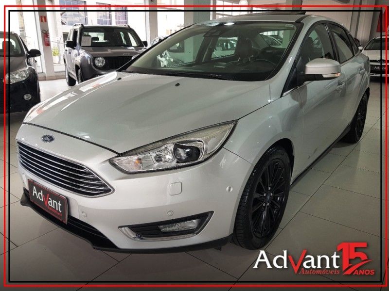 Ford FOCUS 2.0 TITANIUM PLUS FASTBACK 16V FLEX 4P POWERSHIFT 2016/2016 ADVANT AUTOMÓVEIS CAXIAS DO SUL / Carros no Vale