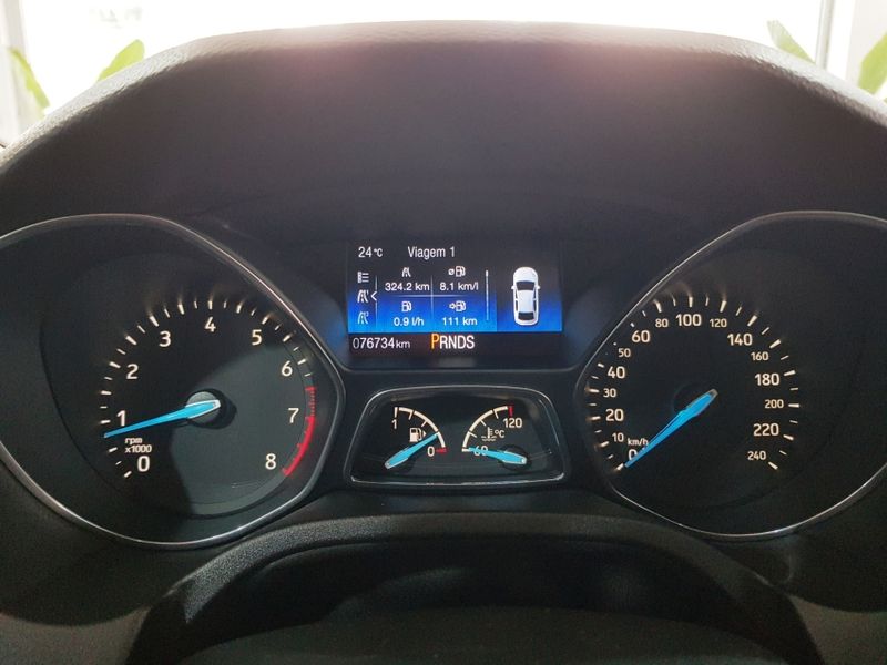 Ford FOCUS 2.0 TITANIUM PLUS FASTBACK 16V FLEX 4P POWERSHIFT 2016/2016 ADVANT AUTOMÓVEIS CAXIAS DO SUL / Carros no Vale