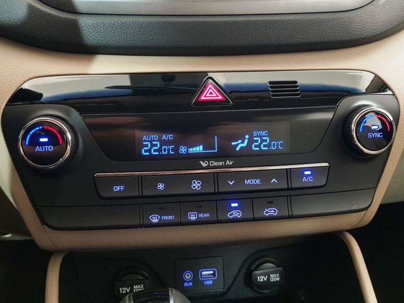 Hyundai TUCSON 1.6 16V T-GDI GASOLINA GL ECOSHIFT 2017/2018 ADVANT AUTOMÓVEIS CAXIAS DO SUL / Carros no Vale
