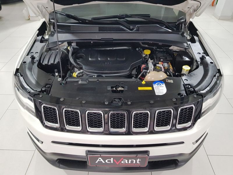 JEEP COMPASS 2.0 16V FLEX LONGITUDE AUTOMÁTICO 2018/2018 ADVANT AUTOMÓVEIS CAXIAS DO SUL / Carros no Vale