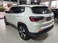 JEEP COMPASS 2.0 16V FLEX LONGITUDE AUTOMÁTICO 2018/2018 ADVANT AUTOMÓVEIS CAXIAS DO SUL / Carros no Vale