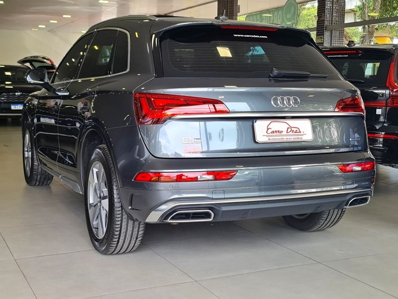 Audi Q5 2.0 45 TFSI GASOLINA S-LINE QUATTRO S TRONIC 2022/2023 CARRO DEZ NOVO HAMBURGO / Carros no Vale