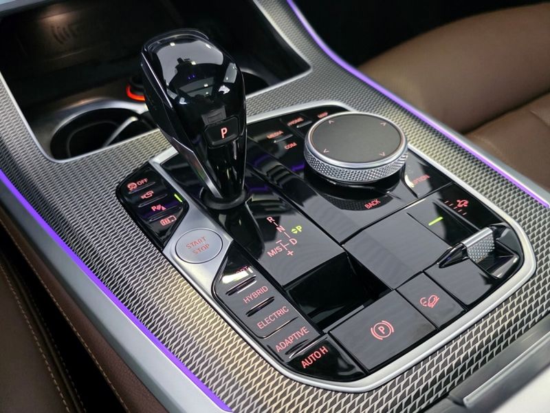 BMW X5 3.0 I6 TURBO HÍBRIDO XDRIVE45E M SPORT AUTOMÁTICO 2020/2021 CARRO DEZ NOVO HAMBURGO / Carros no Vale