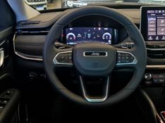 JEEP COMMANDER 1.3 T270 TURBO FLEX LIMITED AT6 2023/2024 CARRO DEZ NOVO HAMBURGO / Carros no Vale