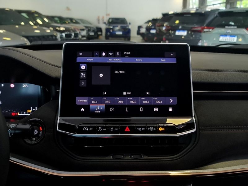 JEEP COMMANDER 1.3 T270 TURBO FLEX LIMITED AT6 2021/2022 CARRO DEZ NOVO HAMBURGO / Carros no Vale