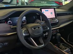 JEEP COMMANDER 1.3 T270 TURBO FLEX OVERLAND AT6 2022/2023 CARRO DEZ NOVO HAMBURGO / Carros no Vale