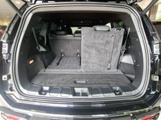 JEEP COMMANDER 2.0 HURRICANE 4 TURBO GASOLINA BLACKHAWK AT9 2024/2025 CARRO DEZ NOVO HAMBURGO / Carros no Vale