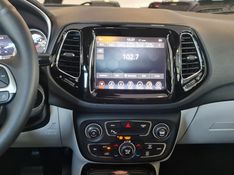 JEEP COMPASS 2.0 16V FLEX LIMITED AUTOMÁTICO 2018/2018 CARRO DEZ NOVO HAMBURGO / Carros no Vale