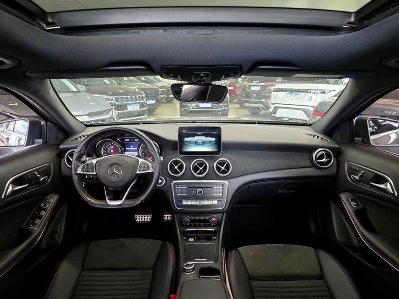 Mercedes-Benz GLA 250 2.0 CGI GASOLINA SPORT 4MATIC 7G-DCT 2018/2018 CARRO DEZ NOVO HAMBURGO / Carros no Vale