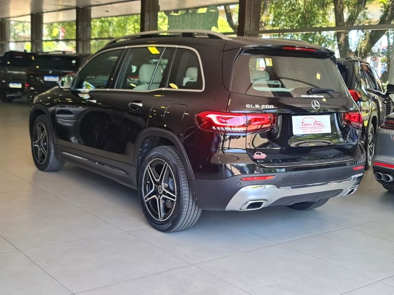 Mercedes-Benz GLB 200 1.3 CGI GASOLINA PROGRESSIVE 7G-DCT 2020/2020 CARRO DEZ NOVO HAMBURGO / Carros no Vale Mercedes-Benz GLB 200 1.3 CGI GASOLINA PROGRESSIVE 7G-DCT 2020/2020 CARRO DEZ NOVO HAMBURGO / Carros no Vale