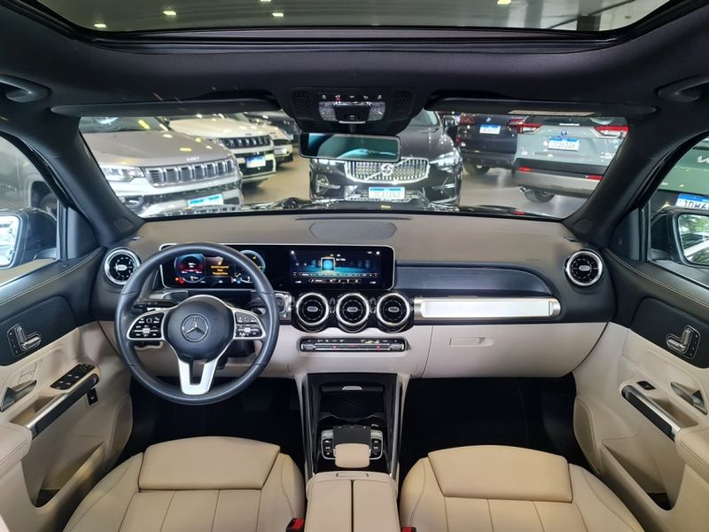 Mercedes-Benz GLB 200 1.3 CGI GASOLINA PROGRESSIVE 7G-DCT 2020/2020 CARRO DEZ NOVO HAMBURGO / Carros no Vale Mercedes-Benz GLB 200 1.3 CGI GASOLINA PROGRESSIVE 7G-DCT 2020/2020 CARRO DEZ NOVO HAMBURGO / Carros no Vale