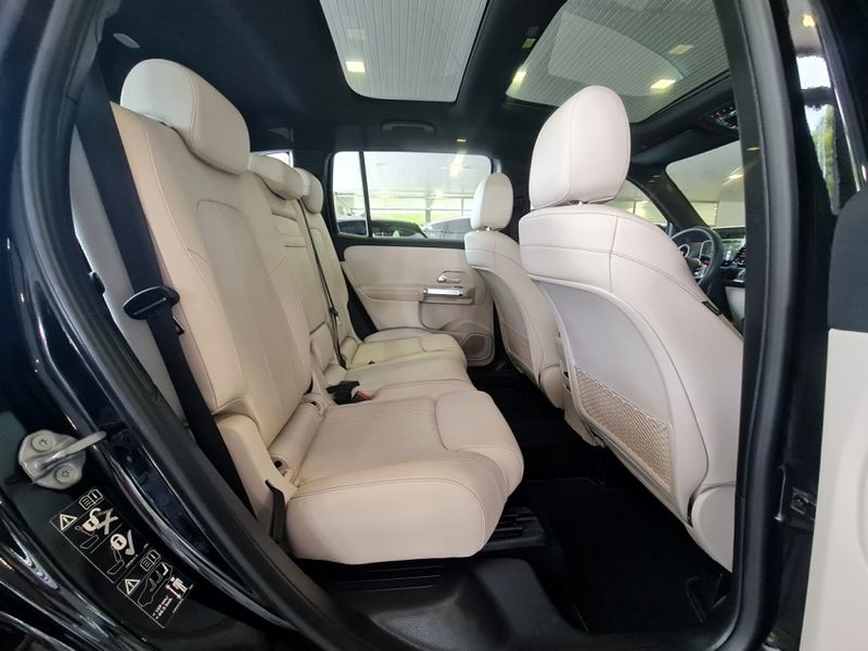 Mercedes-Benz GLB 200 1.3 CGI GASOLINA PROGRESSIVE 7G-DCT 2020/2020 CARRO DEZ NOVO HAMBURGO / Carros no Vale Mercedes-Benz GLB 200 1.3 CGI GASOLINA PROGRESSIVE 7G-DCT 2020/2020 CARRO DEZ NOVO HAMBURGO / Carros no Vale