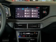 Volkswagen NIVUS 1.0 200 TSI TOTAL FLEX HIGHLINE AUTOMÁTICO 2023/2024 CARRO DEZ NOVO HAMBURGO / Carros no Vale