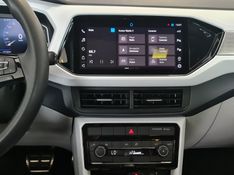 Volkswagen T-CROSS 1.4 250 TSI TOTAL FLEX HIGHLINE AUTOMÁTICO 2020/2021 CARRO DEZ NOVO HAMBURGO / Carros no Vale