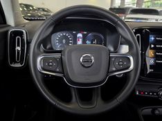Volvo XC40 1.5 T5 RECHARGE MOMENTUM GEARTRONIC 2021/2021 CARRO DEZ NOVO HAMBURGO / Carros no Vale
