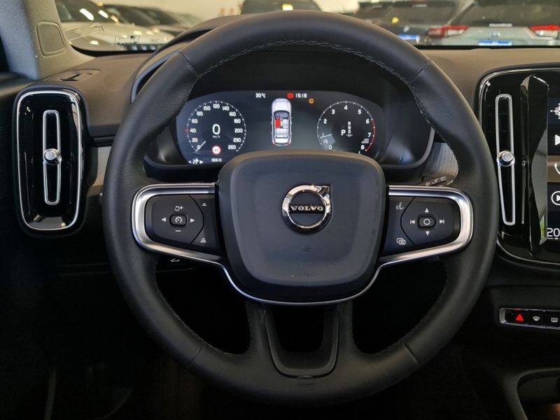 Volvo XC40 2.0 T4 GASOLINA INSCRIPTION GEARTRONIC 2019/2020 CARRO DEZ NOVO HAMBURGO / Carros no Vale