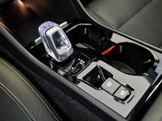 Volvo XC40 2.0 T4 GASOLINA INSCRIPTION GEARTRONIC 2019/2020 CARRO DEZ NOVO HAMBURGO / Carros no Vale