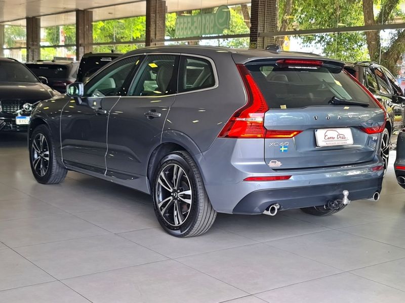 Volvo XC60 2.0 T5 GASOLINA MOMENTUM AWD GEARTRONIC 2019/2019 CARRO DEZ NOVO HAMBURGO / Carros no Vale