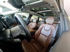 Volvo XC60 2.0 T5 GASOLINA MOMENTUM AWD GEARTRONIC 2019/2019 CARRO DEZ NOVO HAMBURGO / Carros no Vale