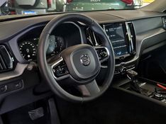 Volvo XC60 2.0 T5 GASOLINA MOMENTUM AWD GEARTRONIC 2019/2019 CARRO DEZ NOVO HAMBURGO / Carros no Vale