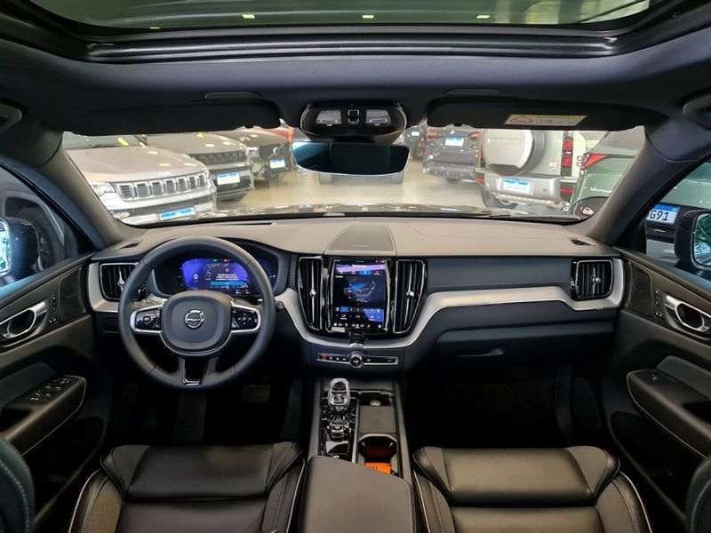 Volvo XC60 2.0 T8 RECHARGE POLESTAR ENGINEERED AWD GEARTRONIC 2022/2023 CARRO DEZ NOVO HAMBURGO / Carros no Vale