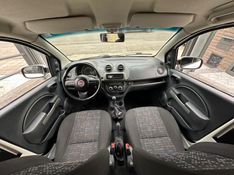 Fiat UNO 1.0 EVO VIVACE 8V FLEX 4P MANUAL 2013/2014 CARRO AUTOMARCAS CAXIAS DO SUL / Carros no Vale