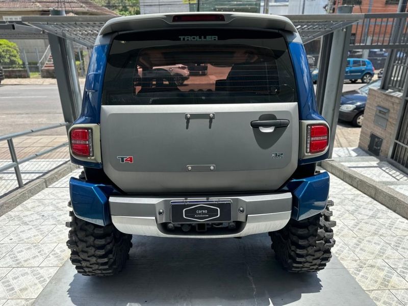 Troller T4 3.2 XLT 4X4 20V TURBO INTERCOOLER DIESEL 2P MANUAL 2014/2015 CARRO AUTOMARCAS CAXIAS DO SUL / Carros no Vale