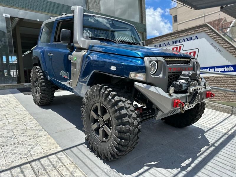 Troller T4 3.2 XLT 4X4 20V TURBO INTERCOOLER DIESEL 2P MANUAL 2014/2015 CARRO AUTOMARCAS CAXIAS DO SUL / Carros no Vale