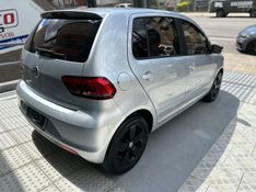 Volkswagen FOX 1.6 MSI TOTAL FLEX CONNECT 4P I-MOTION 2017/2018 CARRO AUTOMARCAS CAXIAS DO SUL / Carros no Vale