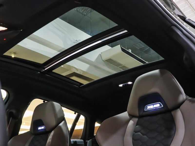 BMW X6 4.4 M 4X4 COUPÉ V8 32V BI-TURBO GASOLINA 4P AUTOMÁTICO 2020/2021 VIA BELLA VEÍCULOS ESPECIAIS CAXIAS DO SUL / Carros no Vale