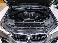 BMW X6 4.4 M 4X4 COUPÉ V8 32V BI-TURBO GASOLINA 4P AUTOMÁTICO 2020/2021 VIA BELLA VEÍCULOS ESPECIAIS CAXIAS DO SUL / Carros no Vale