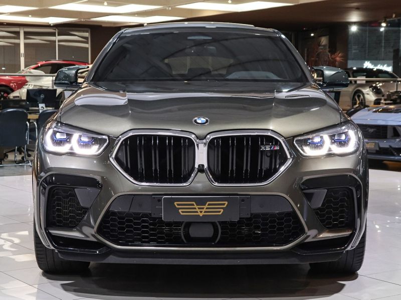 BMW X6 4.4 M 4X4 COUPÉ V8 32V BI-TURBO GASOLINA 4P AUTOMÁTICO 2020/2021 VIA BELLA VEÍCULOS ESPECIAIS CAXIAS DO SUL / Carros no Vale