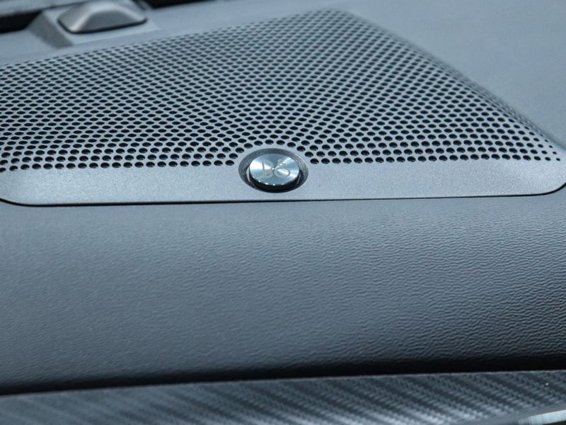 Ford MUSTANG 5.0 V8 GASOLINA DARK HORSE SELECTSHIFT 2025/2025 VIA BELLA VEÍCULOS ESPECIAIS CAXIAS DO SUL / Carros no Vale