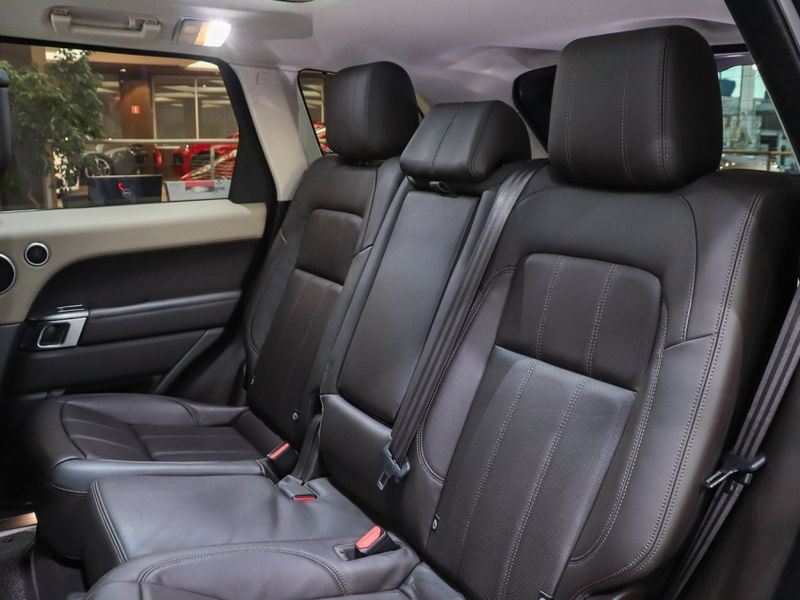 Land Rover RANGE ROVER SPORT 3.0 D300 TURBO DIESEL HSE AUTOMÁTICO 2020/2021 VIA BELLA VEÍCULOS ESPECIAIS CAXIAS DO SUL / Carros no Vale